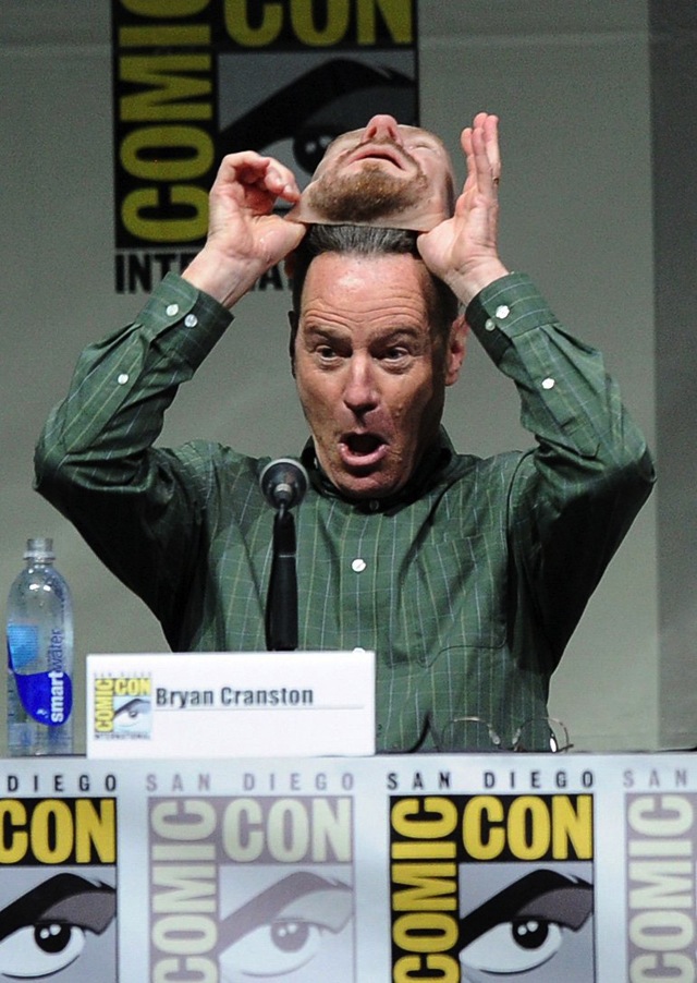 Breaking Bad Lead Actor Cosplayed As His Own Character At Comic-Con
