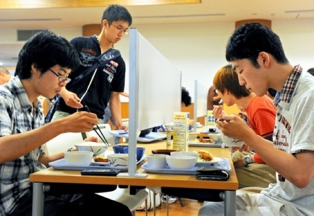 Japanese University Makes Special ‘Forever Alone’ Dining Tables