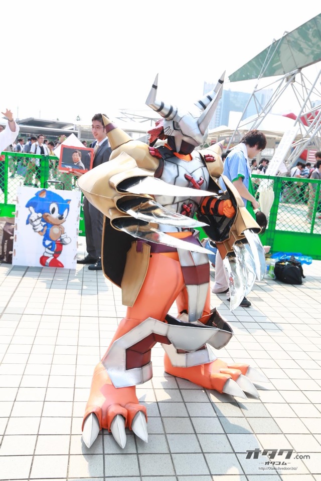 When Cosplay Is Too Damn Hot