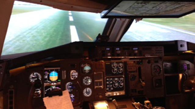 Retired Pilot Stuffs A 767 Cockpit Simulator Into His Bedroom
