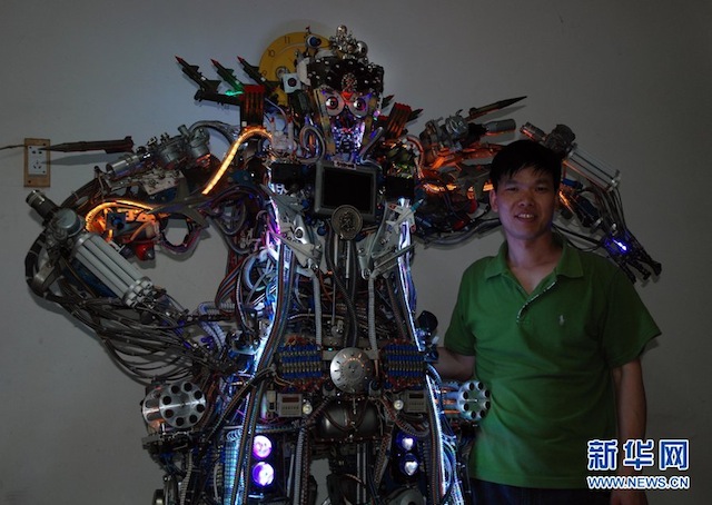 Chinese Dude Made A Robot Roommate