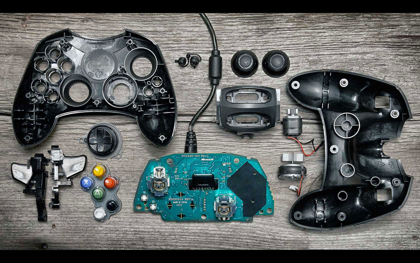 What’s Inside A Video Game Control Pad