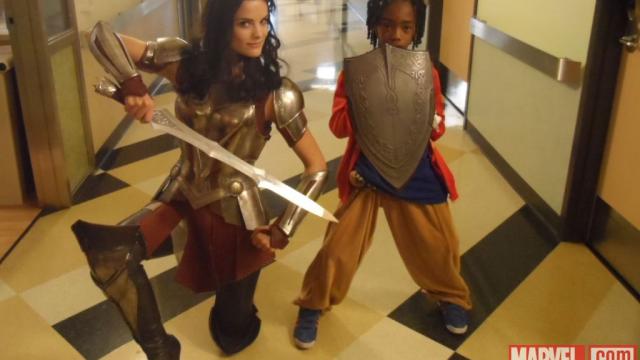 Thor Actor Visits Kid’s Hospital. In Armour.