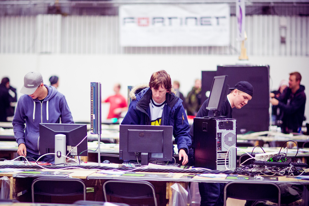 The World’s Biggest LAN Party Is A Sci-Fi Party From The Future