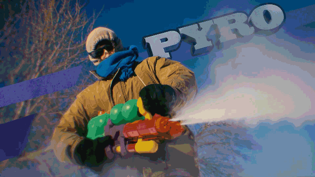 Snowball Fights Are Better With Team Fortress 2