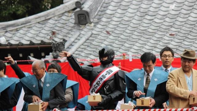 RoboCop Is Throwing Beans At People In Tokyo