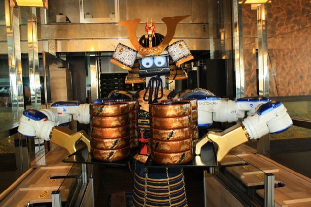 Check Out Thailand’s Samurai Robot Restaurant