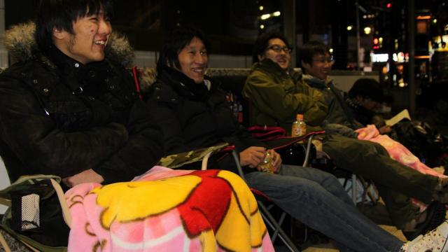Japanese Fans Line Up For A Chance To Be First To Buy A PS4