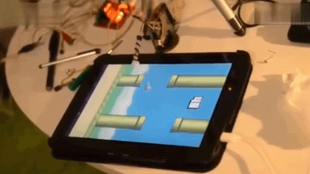 Chinese Robot Will Decimate Your Flappy Bird Score