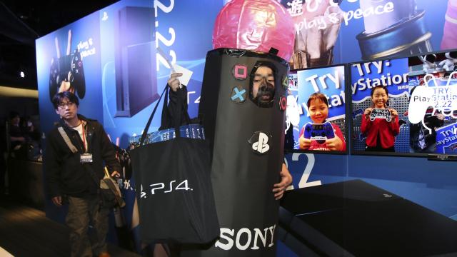 This Man’s New PS4 Should Have Been Free