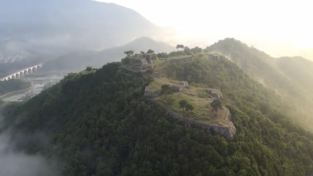 Japan’s Real Castle In The Sky Offers Epic Views