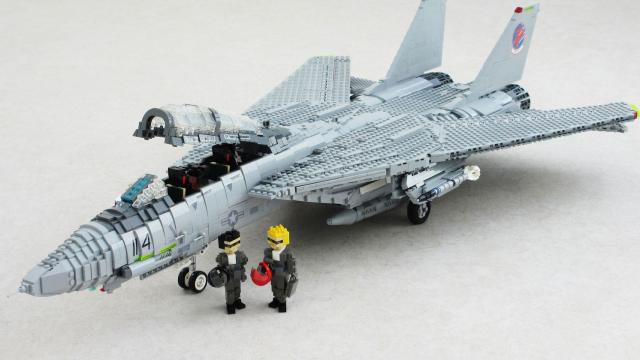 LEGO Top Gun Should Be On The Front Page Of Every Newspaper