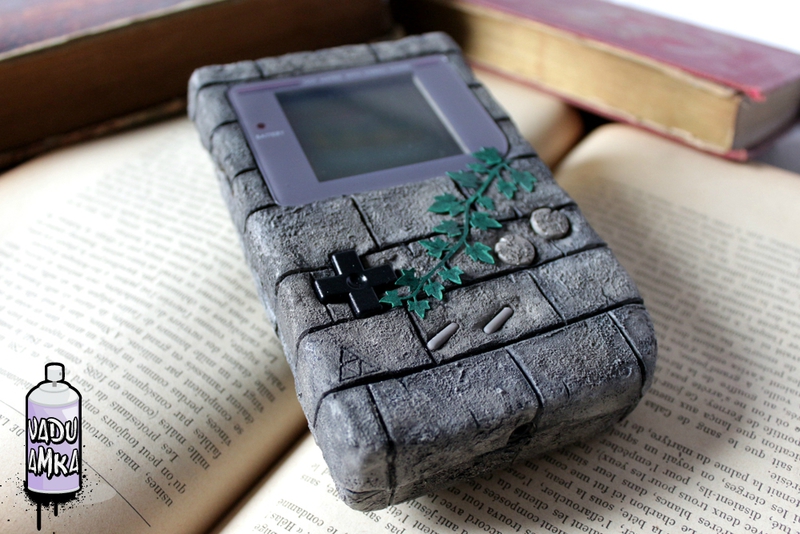 A Game Boy That Looks Like It Could Survive Ten Thousand Years