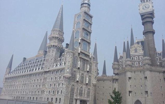 Chinese University Looks Like Hogwarts From Harry Potter