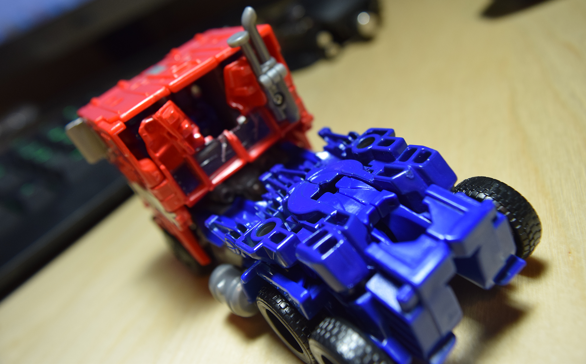 At Least One Good Toy Came From Transformers: Age Of Extinction