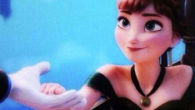 Anna From Frozen Looks Freaky In Real Life