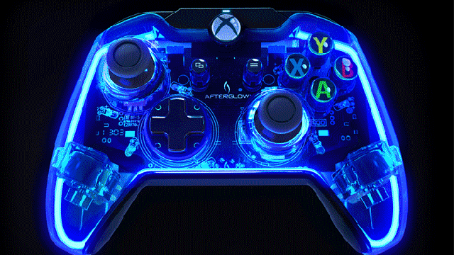 Xbox One Controller’s Rainbow Lights Are So Pretty
