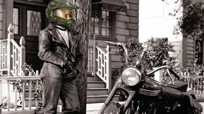 Heads Up, Bikers: A Master Chief Motorcycle Helmet Is On Its Way