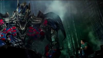 Look At All Those Chinese Products In Transformers 4