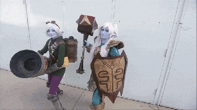 League Of Legends Cosplayers Swarm Anime Expo 2014