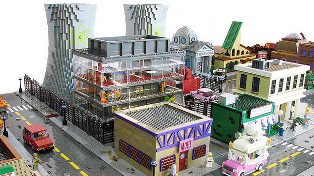 Springfield From The Simpsons, Rebuilt As A LEGO Town