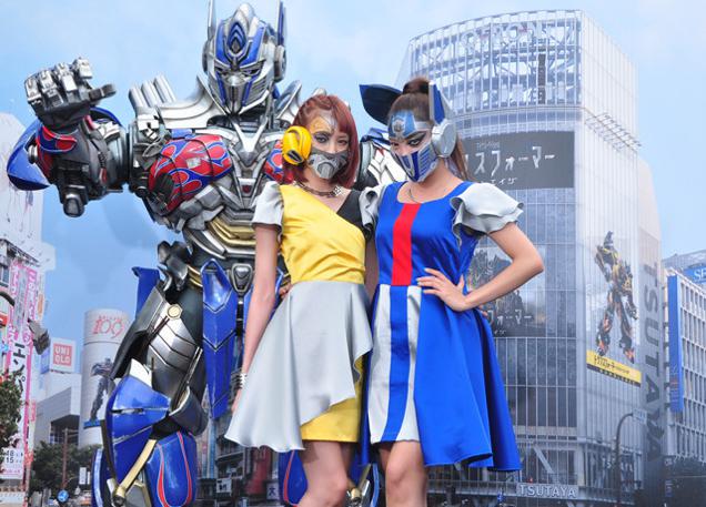 Who Knew Surgical Masks Made Awesome Transformers Cosplay?