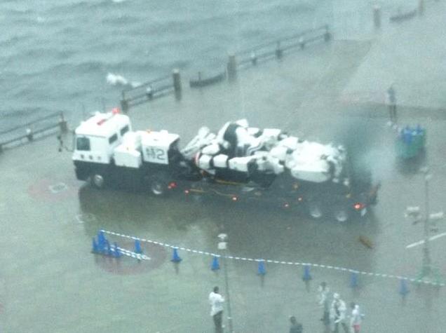 Giant Patlabor Mecha Withstands A Real Typhoon