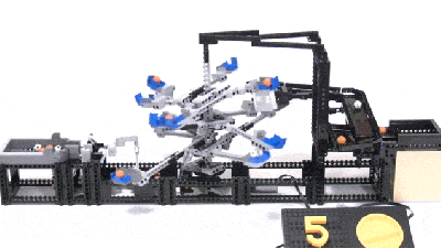 Spinning LEGO Rotor Is Brilliant On So Many Levels
