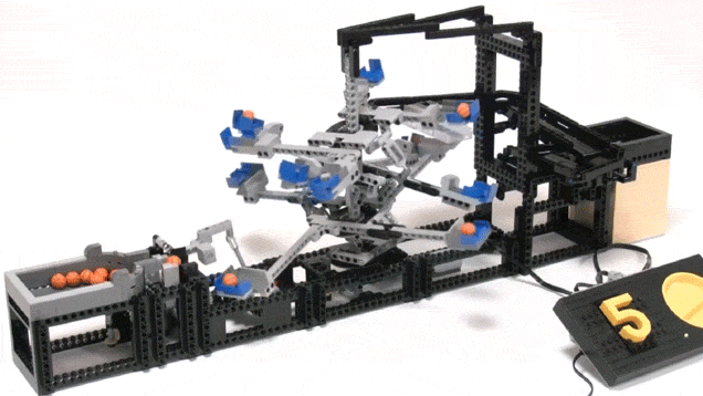 Spinning LEGO Rotor Is Brilliant On So Many Levels