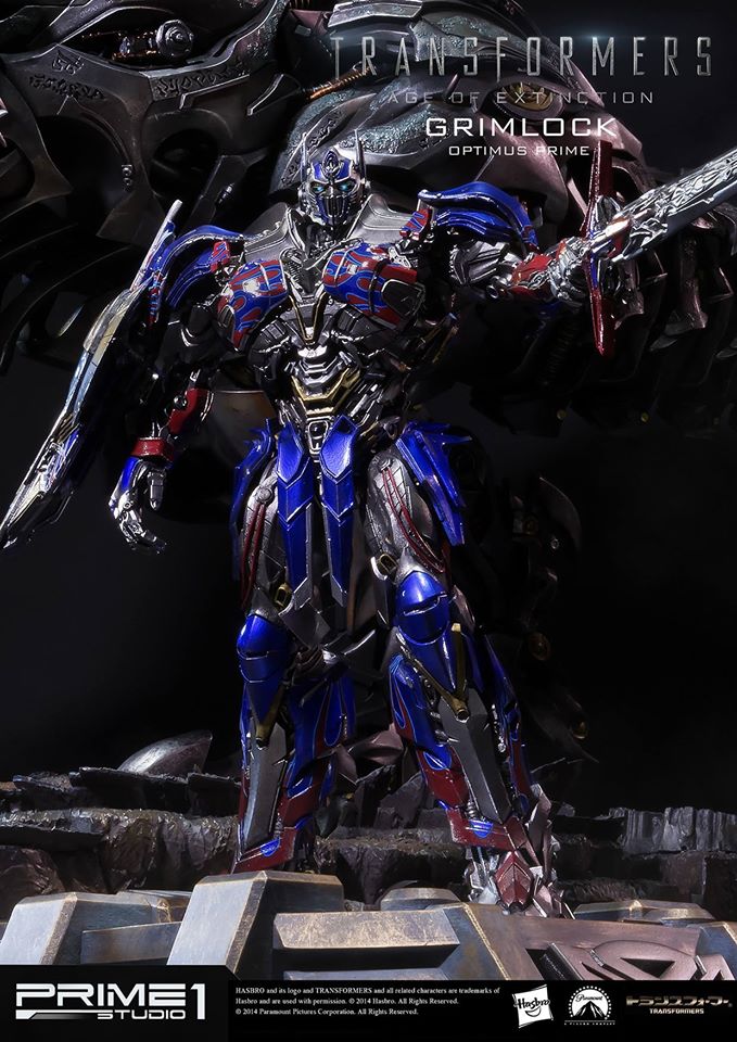 Glorious Grimlock And Optimus Prime Statue