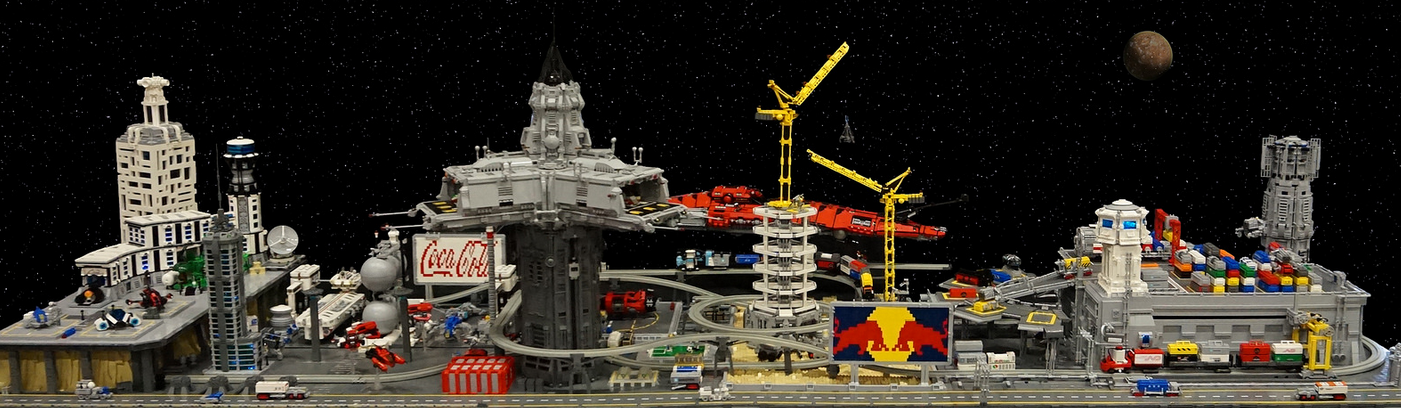 That’s How You Build An Outer Space LEGO Colony