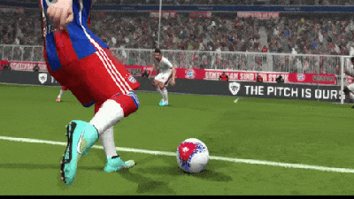 Pro Evo Plays Better Than FIFA, But That’s Not Enough