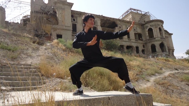 Damn, This Afghan Guy Looks Like Bruce Lee 