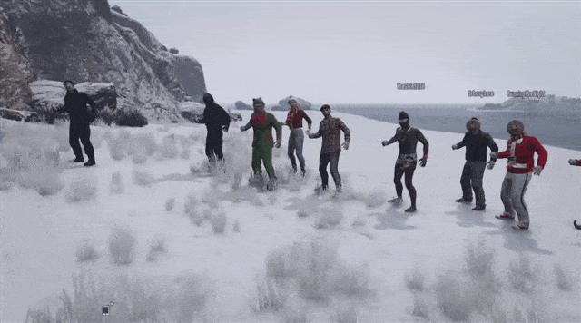 GTA V Players Celebrate Christmas With Deadly Snowballs