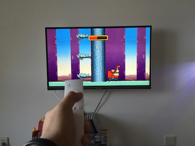 Tiny Android Box Is Pretty Good For TV, Not So Much For Games