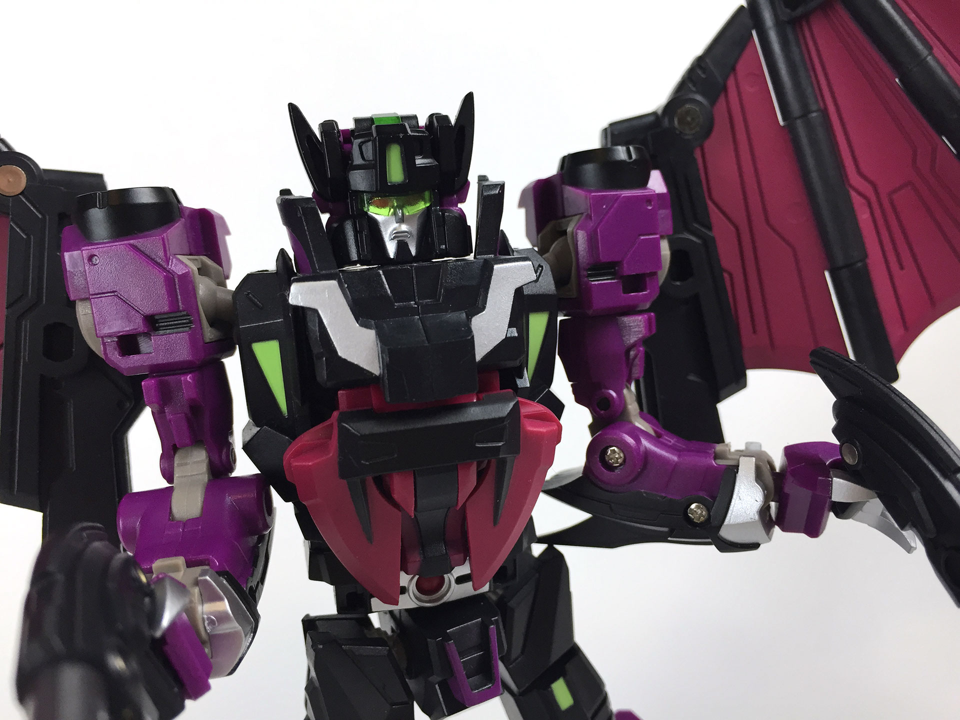 A Third-Party Callback To Transformers’ Scariest Headmaster 