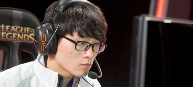 One Of League Of Legends’ Best Players Gets Benched