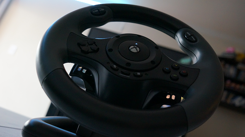 Hori Racing Wheel For Xbox One: The Kotaku Review