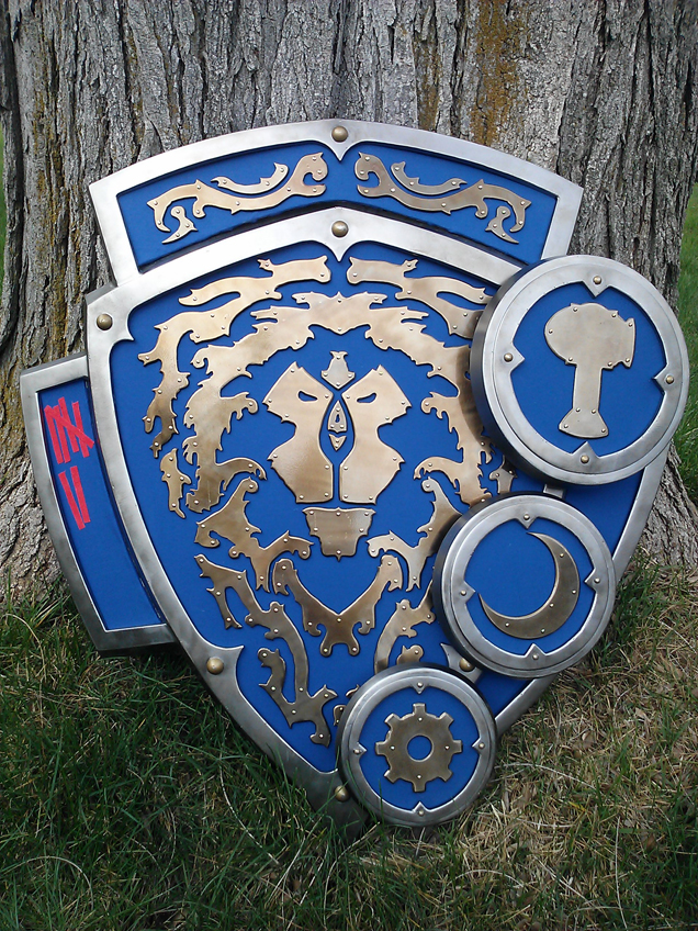 Man Builds Amazing Replica Of Iconic World Of Warcraft Shield