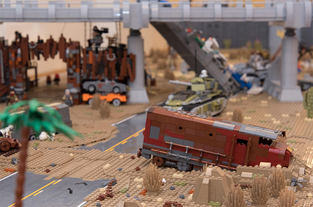 Post-Apocalyptic LEGO Landscape Is Full Of Cool Details