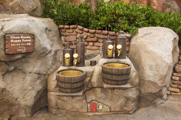 Tokyo Disney Is Officially The Best For Handwashing