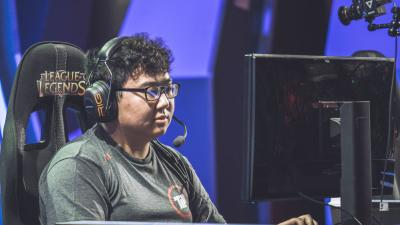 League Of Legends Pro Suspended For Allegedly Levelling Accounts For Cash