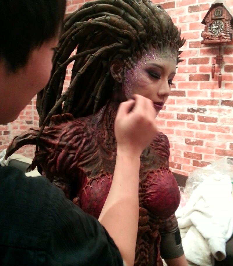 How To Make Incredible StarCraft Cosplay 