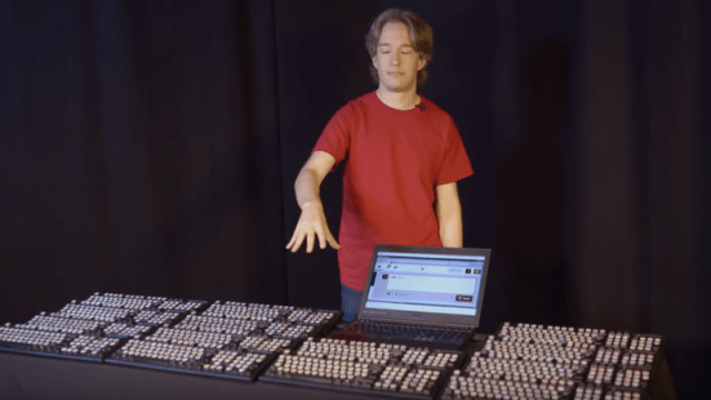 Guy Builds Crazy 1,000-Key Emoji Keyboard