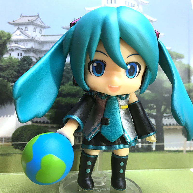 For The Hatsune Miku Gamer Who Has Everything (Except This, Of Course) 