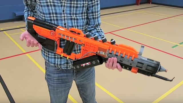 Black Ops III’s Purifier Flamethrower, In LEGO Form