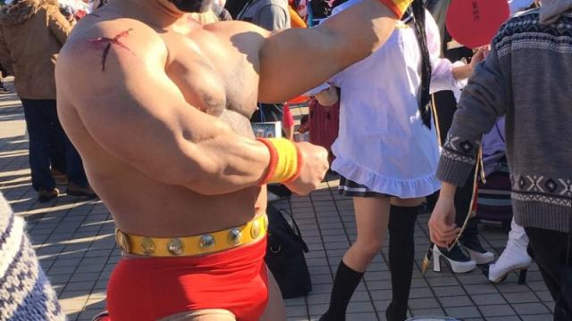 This Is How You Cosplay Zangief In Winter