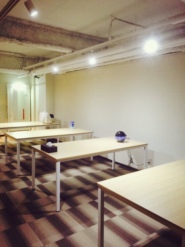 No Guys Allowed At New Geek Cafe In Japan