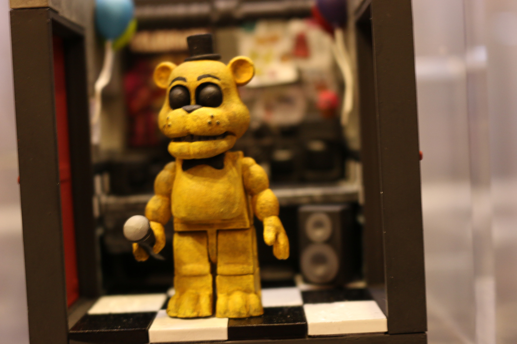 LEGO Withered Chica (FNAF), See how to build it: www.youtub…