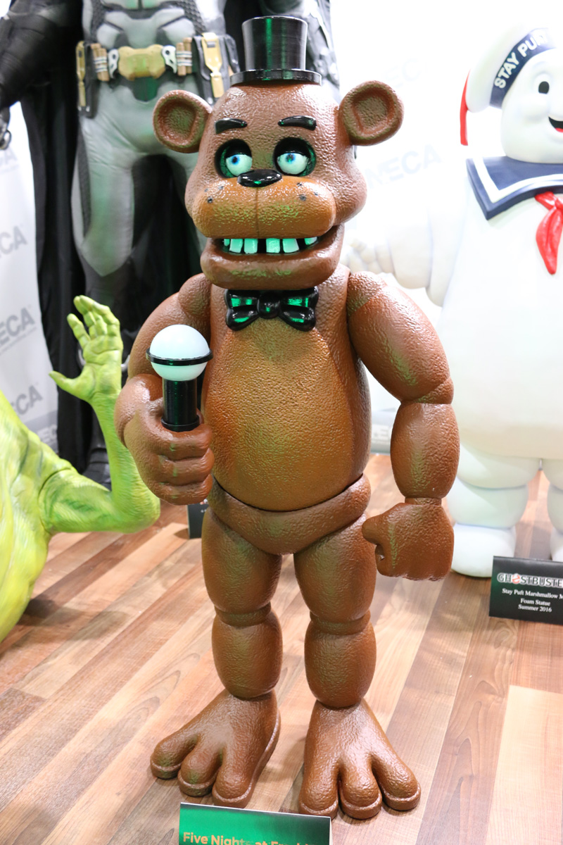 Five Nights At Freddy’s Build-A-Horrible-Animatronic-Bear Sets Even Creepier In Person